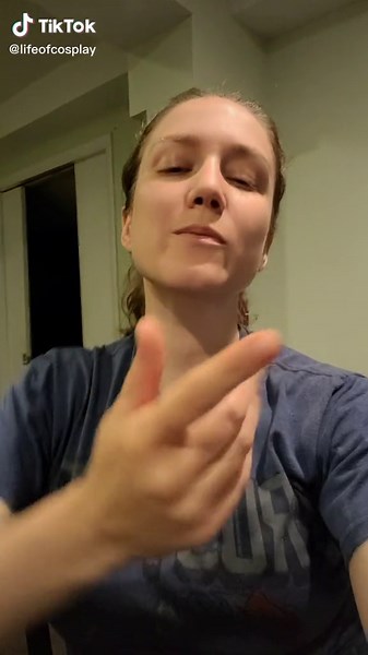 I feel like this audio was made for Lady Dimitrescu 🍷🩸 🍽 #LadyDimitrescu #residentevilvillage #transition