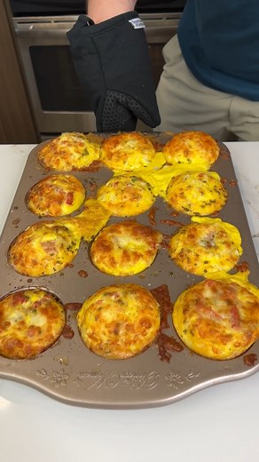 17M views · 76K reactions | Quick and Easy Breakfast Bites! Danny shows you a 1min long video on how to make his famous eggs bites! | Danny N’s Kitchen | Facebook