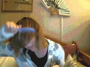 Hair tutorial-Smexy emo boy hair for emo girls