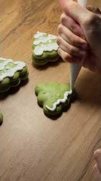 Unbelievable Icing Recipe That Will Take Your Holiday Cookies to the Next Level!