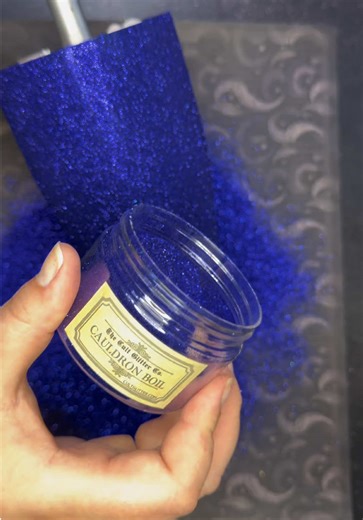 My step son wanted a blue cup. So he picked out his color, Cauldron Boil, and off we went! I mixed up the base paint using Paint, pigments, and glue from @Better Call Moll Craft Shop and covered it with my bold Royal Blue Glitter called Cauldron Boil. Look at it’s intensity from under epoxy! It’s insane!