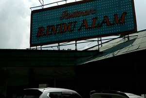 Rindu Alam, Restoran Legendaris yang Dirindukan Warga |