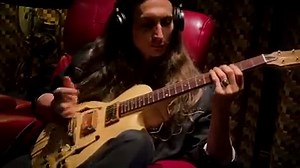 87K views · 5.2K reactions | Solo Cinema Blues  TUNING: • Open G Hybrid Tuning: D-G-D-G-B-E GEAR: • Kingman Electric Guitar- Ivan Knapek, Slovakia: www.gitarykingman.sk • Hughes & Kettner GrandMeister 40 Deluxe Amp • CEntrance R4R Mobile Recorder | Justin Johnson | Facebook