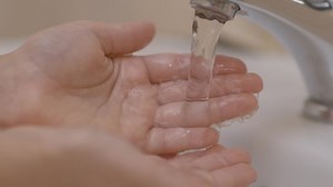 Slow Motion Closeup Human Hand Under Stock Footage Video (100% Royalty-free) 1060460293 | Shutterstock
