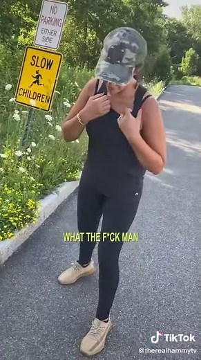 Itchy powder in sports bra prank