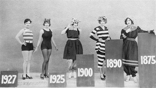 17 Vintage Photos That Show The Evolution of Swimwear