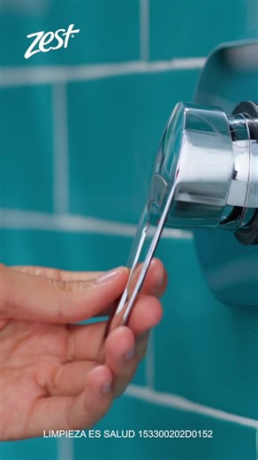 Activa tu frescura con Zest® en cada baño