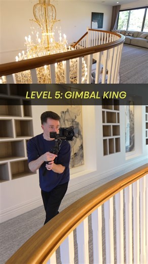 Ronin Japan on Instagram: "同じジンバルでも、なぜ撮影の仕上がりが変わるのか？樂 ジンバルの使い方をレベル別に解説！入門者からプロレベルまで あなたはどのレベル？今すぐチェック✅  Shot on DJI RS 4 Pro  @just.hurley さん、素晴らしいデモ映像ありがとうございます！ #DJI #DJIRS4Pro #Gimbal #映像制作 #映像クリエイター"