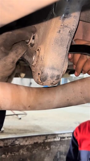 1.3K views · 16 reactions | installing rear lower control arm #mechanic #automotive #motivation #idea #fyp | Auto Tech | Facebook