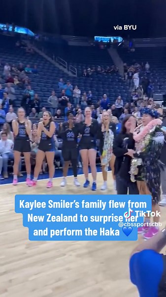Family Surprises Kaylee Smiler with Haka Performance | Heartwarming Moment