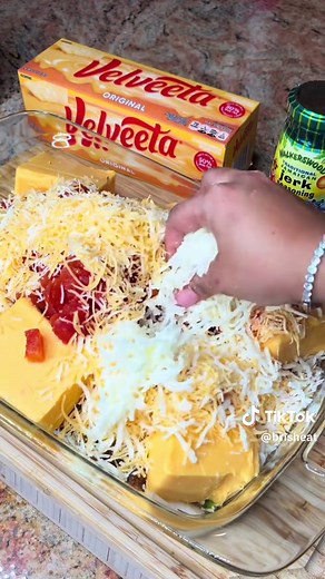 Jerk Chicken Rotel Dip: Easy Recipe for Appetizers