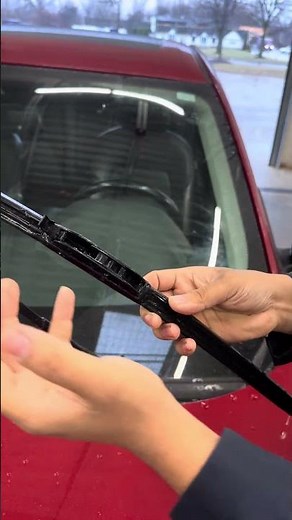 How to install wiper blades on a Nissan Sentra 2021