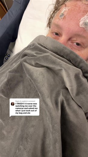 Replying to @sophie sneaky sneaky pro over here lmao #epilepsy #seizure #epilepsymonitoringunit #sneakysneaky #brainissues