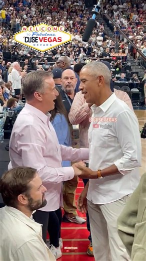 President Obama 🤝 Coach Calipari