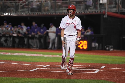 UCLA remains on top of latest college baseball Power 10 rankings