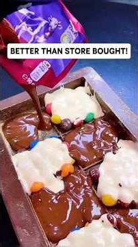 You won't believe what's inside this M&M'S Bar! 🤯🍫 #Shorts #MMsBar #ChocolateSurprise