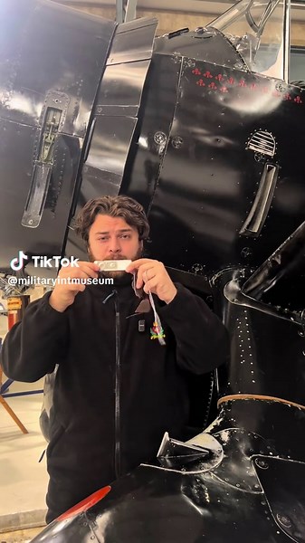 Cool Cold War Spy Gadget🕵️📸 #fy #militaryintelligence #museum #coldwar #spy