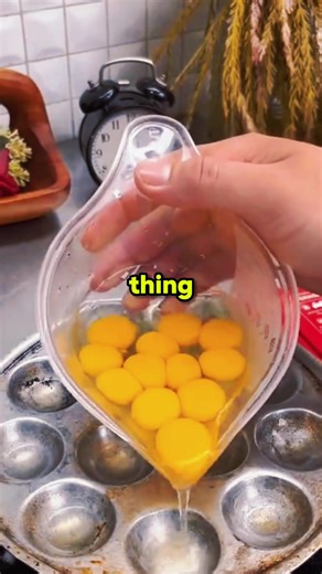 Olaf just wandering off at Disneyland Parisat the New World of Frozen coming nextMarch! Beyond cute#disnevland #WorldOfFrozen #frozen #disneyadventureworld #disnevlandparis