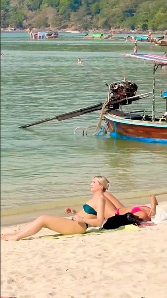 🇹🇭Phuket Beach Good Day Fun Summer Holiday 03💧 #phuketbeach