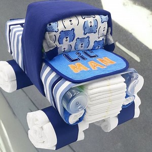 Truck Diaper Cake - Diaper Cake Boy - Unique Diaper Cake - Baby Shower Gift - Boy Baby Shower Centerpiece - OOAK Gift Ideas - Etsy
