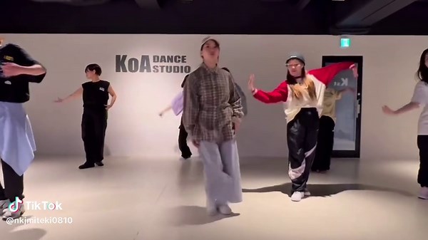 タイムレスプロジェクトの素晴らしいダンス