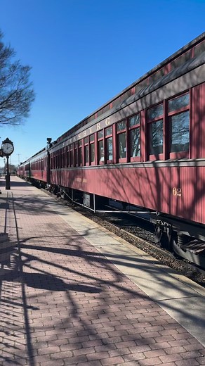Here’s another perspective of 🚂 89 Departing #train #reels #reelsinstagram #locomotive #amazing #reel | Big Trains