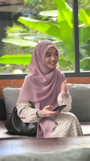 Asmawatee M. | 🎀 Armband by : @sf_fakhral 🪞✨ dress by : @memklio.wm 🍒 | Instagram