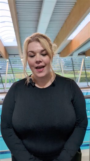 💦 Learning To Swim With Support 🏊‍♀️ Sophia has been attending our Sportability swimming lessons for over 8 months, and it’s been lovely to see her confidence grow. 🧩 Due to her autism, communication and water safety can be challenging, but this calm and supportive class really suits her. 🤝 Sportability is an Adult & Child class, with parents or carers supporting their child in the water while coaches guide from poolside. ✨ It is suitable for children who need extra support in the water, inc