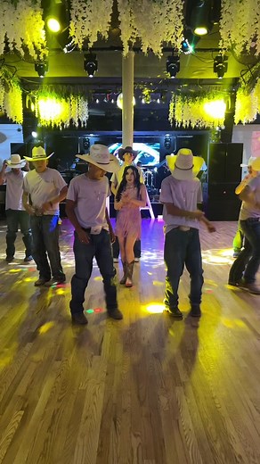 Xulai's Amazing Wepa Performance - Quinceañera and XV Dance