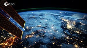 Astronaut's stunning Earth timelapse