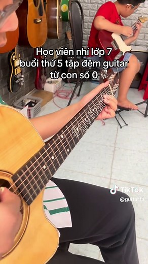 Hướng Dẫn Đệm Guitar Cơ Bản Dành Cho Người Mới Bắt Đầu
