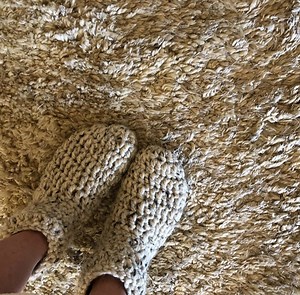 Free Slipper Socks Crochet Pattern, The Warmest Feet Ever Slipper Socks - Carroway Crochet