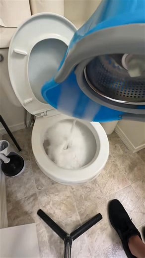 A little mop therapy. #cleantok #clean #cleaningservice #cleaningproducts #cleaning #cleaninglady #mopping | Clean with Rose