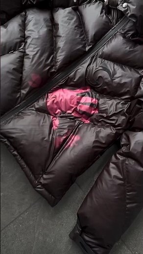 MERTRA HEAT-REACTIVE PUFFER JACKE 😳