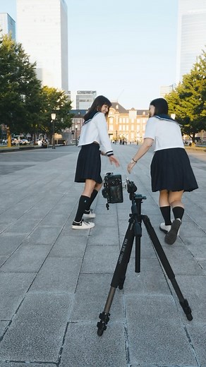 なつか | No friends!? No problem!! With my friend😆👍 Make sure to save and favorite if you like it😊 Actress @natsukagraph @yukkagraph Filmed... | Instagram