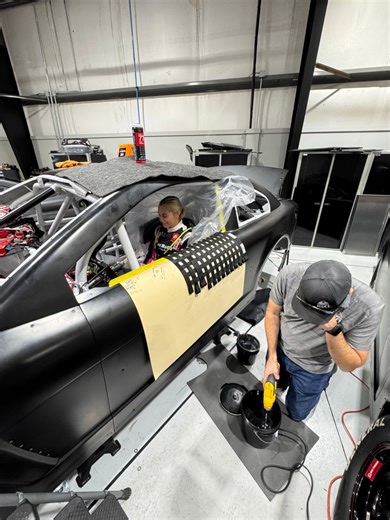 I hope everyone is having a wonderful holiday. Seat pour complete ✔️ Getting ready for Daytona with Pinnacle Racing Group ARCA Menards Series | BSCI, Inc. | Taylor Reimer Racing