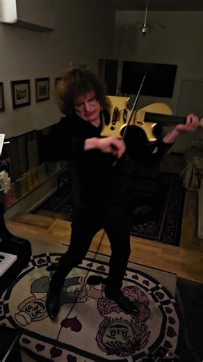 Rockin' wild electric violin by Alexander Markov