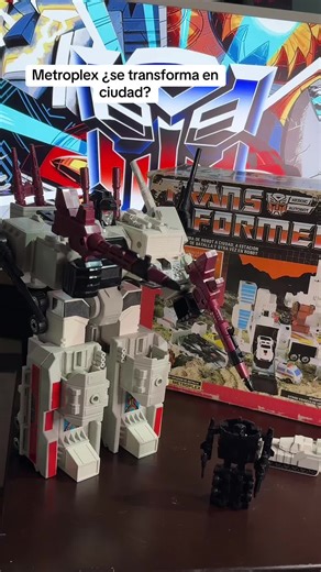 Metroplex: El Transformador que Revolucionó Jugetes