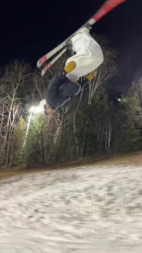 First day opening and already flipping 🫣 @Maxim Levert #skitok #ski #skifreestyle #skifreeride #winter #skiing #fyp #crazy