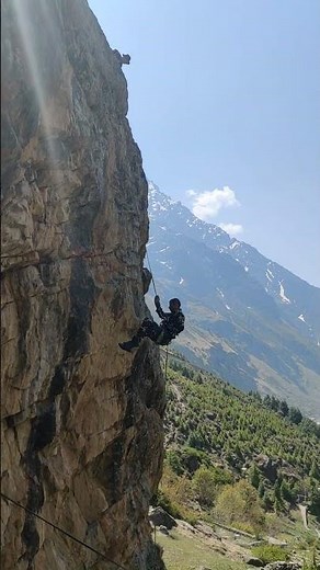 How to Climb a Wall (Tips & Techniques)||@Travelwithme.87