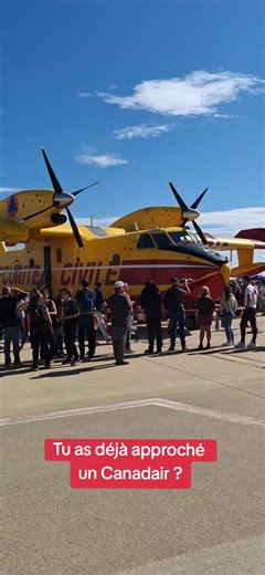 J ai eu la chance d'approcher les engins de la #securitecivile lors de leur porte ouverte comment trouves tu ces materiels ? #Pompier #Armee #Militaire @Cyril Formateur @Ludo formateur