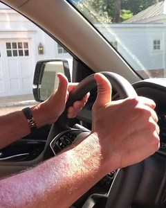 165K views · 404 shares | “As the putts go down, the thumbs are coming up.”  Never change, Phil.  (: Phil Mickelson) | Golf Digest | Facebook