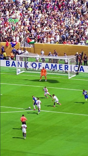 PALMER PUTS PSG AWAY