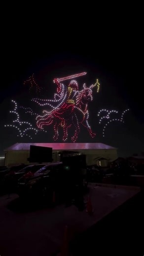 A church in Manvel, Texas, puts on a Christmas display with 1,000 drones that "reenacted the story of Jesus from birth to death, complete with a voiceover narration explaining the events and sharing the Gospel message.” | Dave Brown USA