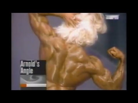 Soft as STEEL!! - Debbie Muggli #femalebodybuilding #femalemuscle #fbb🔥