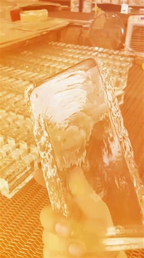 GLASS BLOCK! SOLUSI MENDAPATKAN CAHAYA ALAMI DENGAN TENANG!