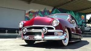 On today's episode of Build Breakdown, Manny F. brings his small block 51' Ford Victoria by the Donut Garage and he didn't come here to talk. Full clip on our YT channel! | Hoonigan