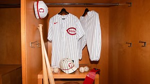 Reds reveal uniforms, helmets team will wear in MLB Field of Dreams game against Cubs