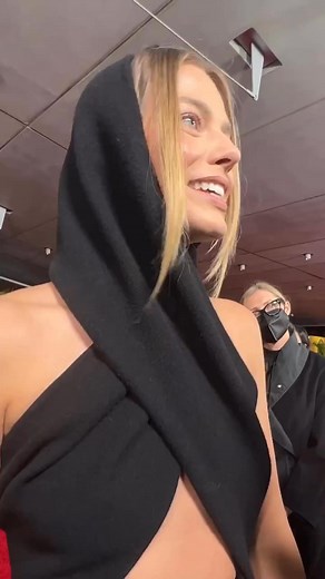 So Cute Margot Robbie ❤️💋 | NextMovie