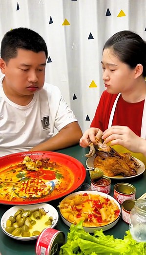 34K views · 360 reactions | Haha…! Hilarious Couple Eat food 2025 拾 | Jennica TV | Facebook